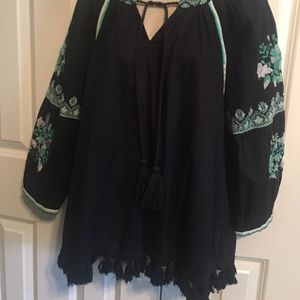 NWOT blue and green boho style top✨